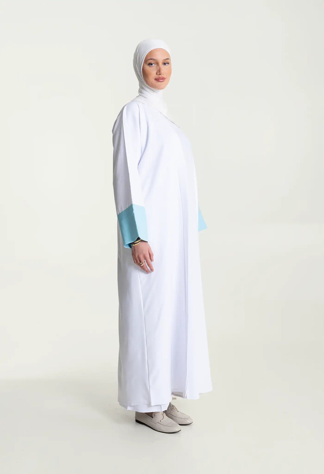 Abaya Sky white